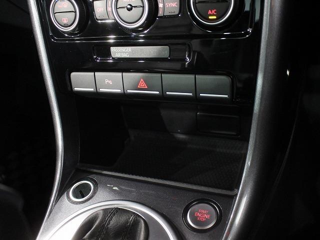 ザ・ビートル 2.0Rラインマイスター サンルーフ レザーシート シートヒーター ナビゲーション バックカメラ オートエアコン オートライト ETC車載器 Bluetooth CDプレーヤー 純正アルミホイール(31枚目)