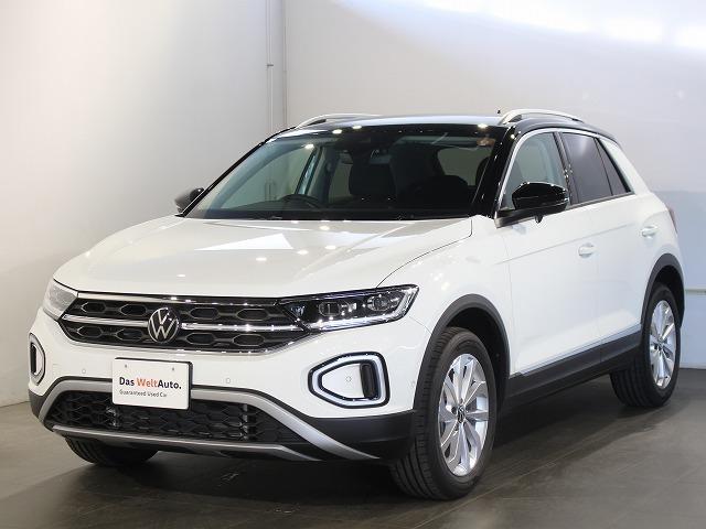 Ｔ－ロック ＴＳＩ　スタイル　マトリックスヘッドライト　トラベルアシスト　オートエアコン　オートマチックテールゲート　オートワイパー　オートライト　レーンチェンジワーニング　カープレー対応（2枚目）