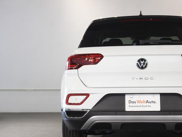 Ｔ－ロック ＴＳＩ　スタイル　マトリックスヘッドライト　トラベルアシスト　オートエアコン　オートマチックテールゲート　オートワイパー　オートライト　レーンチェンジワーニング　カープレー対応（14枚目）