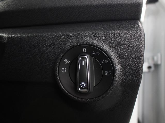 Ｔ－ロック ＴＳＩ　スタイル　マトリックスヘッドライト　トラベルアシスト　オートエアコン　オートマチックテールゲート　オートワイパー　オートライト　レーンチェンジワーニング　カープレー対応（39枚目）