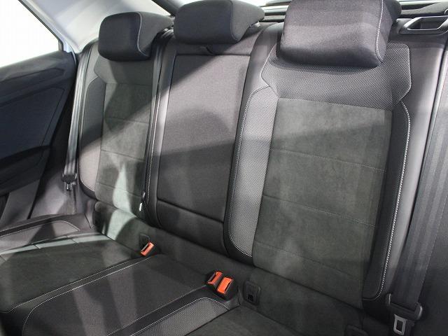 Ｔ－ロック ＴＳＩ　スタイル　マトリックスヘッドライト　トラベルアシスト　オートエアコン　オートマチックテールゲート　オートワイパー　オートライト　レーンチェンジワーニング　カープレー対応（48枚目）