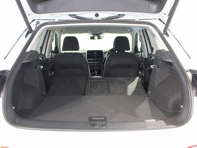 Ｔ－ロック ＴＳＩ　スタイル　マトリックスヘッドライト　トラベルアシスト　オートエアコン　オートマチックテールゲート　オートワイパー　オートライト　レーンチェンジワーニング　カープレー対応（58枚目）