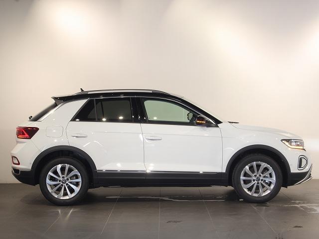 Ｔ－ロック ＴＳＩ　スタイル　マトリックスヘッドライト　トラベルアシスト　オートエアコン　オートマチックテールゲート　オートワイパー　オートライト　レーンチェンジワーニング　カープレー対応（67枚目）