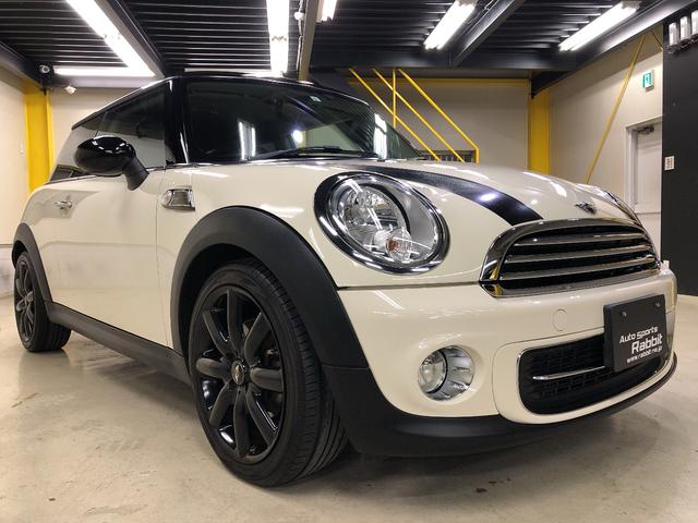 クーパー ベーカーストリート 特別仕様車 R56後期モデル 禁煙車 専用デザインハーフレザーシート&インパネ カラードトリム クロムライン オプション17AW ETC CD/AUXオーディオ Goo鑑定付き(7枚目)