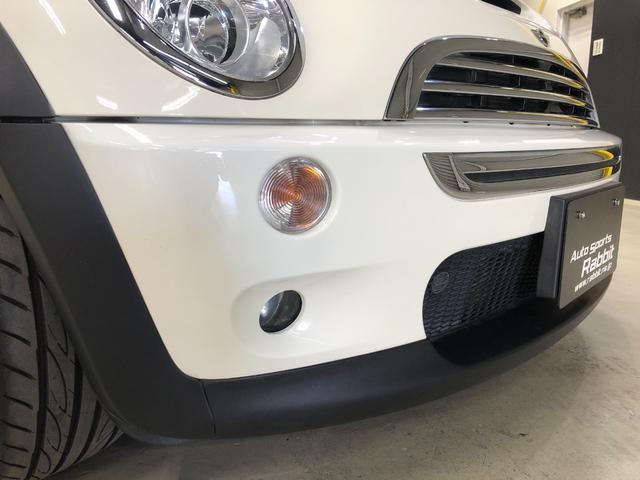 ＭＩＮＩ クーパーＳ　コンバーチブル　サイドウォーク　第一世代最終モデル特別仕様車　当社コレクション車両　６速マニュアルＭＴ　クロノメーター　モルトブラウンレザーシート　シートヒーター　電動オープン　ＣＤ／ＡＵＸ入力／ラジオ　ＥＴＣ　ＨＩＤ　グー鑑定付き（32枚目）
