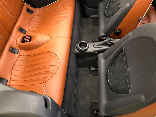 ＭＩＮＩ クーパーＳ　コンバーチブル　サイドウォーク　第一世代最終モデル特別仕様車　当社コレクション車両　６速マニュアルＭＴ　クロノメーター　モルトブラウンレザーシート　シートヒーター　電動オープン　ＣＤ／ＡＵＸ入力／ラジオ　ＥＴＣ　ＨＩＤ　グー鑑定付き（57枚目）