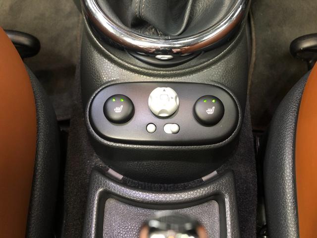 ＭＩＮＩ クーパーＳ　コンバーチブル　サイドウォーク　第一世代最終モデル特別仕様車　当社コレクション車両　６速マニュアルＭＴ　クロノメーター　モルトブラウンレザーシート　シートヒーター　電動オープン　ＣＤ／ＡＵＸ入力／ラジオ　ＥＴＣ　ＨＩＤ　グー鑑定付き（60枚目）