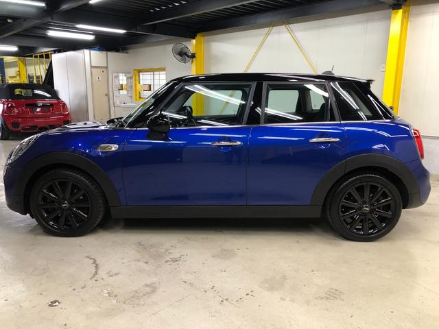 MINI クーパーS LCI ペッパーPKG コンフォートアクセス HDDナビ バックカメラ PDC パーキングアシスト アクティブクルーズ ミラーETC ドラレコ 衝突軽減ブレーキ ストレージコンパーメント グー鑑定(13枚目)