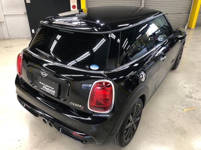 ＭＩＮＩ クーパーＳ　ＬＣＩモデル　ペッパーＰＫＧ　ＨＤＤナビ　ブルートゥース　バックカメラ　フルセグ　ドラレコ　ミラーＥＴＣ　アクティブクルーズ　衝突軽減ブレーキ　アームレスト　ストレージコンパーメント　１７ＡＷ　鑑定付（17枚目）