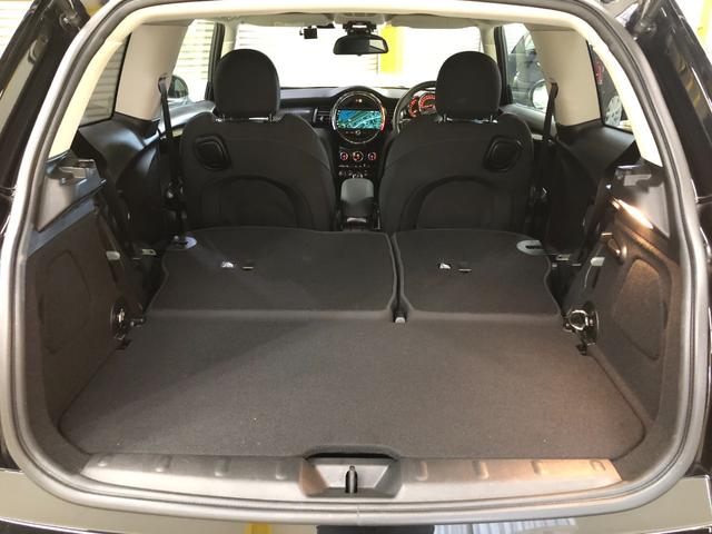 ＭＩＮＩ クーパーＳ　ＬＣＩモデル　ペッパーＰＫＧ　ＨＤＤナビ　ブルートゥース　バックカメラ　フルセグ　ドラレコ　ミラーＥＴＣ　アクティブクルーズ　衝突軽減ブレーキ　アームレスト　ストレージコンパーメント　１７ＡＷ　鑑定付（78枚目）