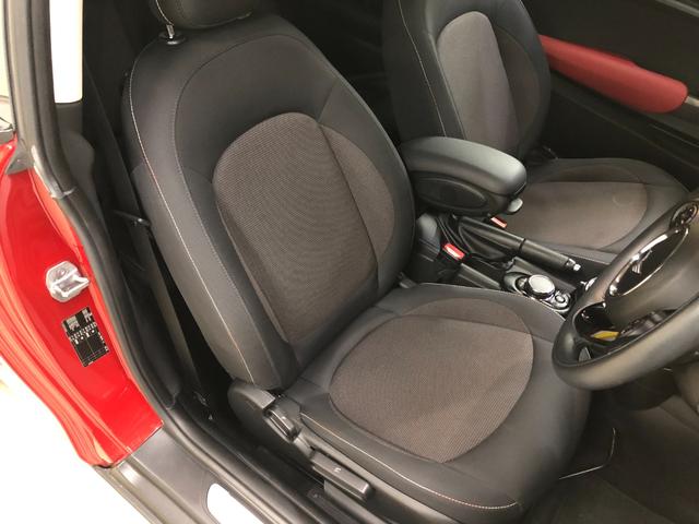 MINI クーパー 第三世代F56モデル ミントPKG HDDナビ BT バックカメラ ドライビングモード シートヒーター オートクルーズ ETC アームレスト オートライト レインセンサー ストレージコンパーメント(3枚目)