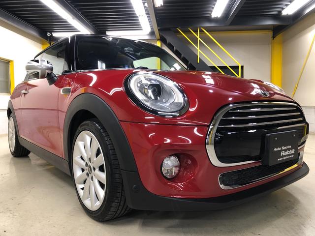 MINI クーパー 第三世代F56モデル ミントPKG HDDナビ BT バックカメラ ドライビングモード シートヒーター オートクルーズ ETC アームレスト オートライト レインセンサー ストレージコンパーメント(7枚目)