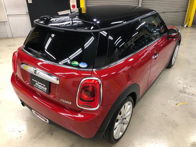 MINI クーパー 第三世代F56モデル ミントPKG HDDナビ BT バックカメラ ドライビングモード シートヒーター オートクルーズ ETC アームレスト オートライト レインセンサー ストレージコンパーメント(17枚目)