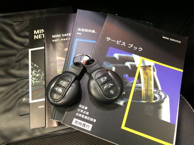 MINI クーパー 第三世代F56モデル ミントPKG HDDナビ BT バックカメラ ドライビングモード シートヒーター オートクルーズ ETC アームレスト オートライト レインセンサー ストレージコンパーメント(69枚目)