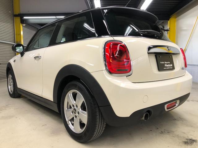 ＭＩＮＩ クーパー　第三世代Ｆ５６モデル　ミントパッケージ　ワンオーナー　各年整備記録簿有り　ＨＤＤナビ　ブルートゥース　ドライビングモード　オートライト　レインセンサー　ドラレコ　ＥＴＣ　アームレスト　グー鑑定（14枚目）