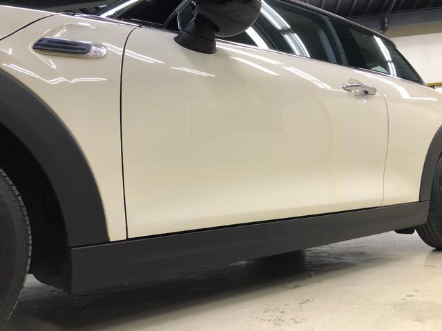 ＭＩＮＩ クーパー　第三世代Ｆ５６モデル　ミントパッケージ　ワンオーナー　各年整備記録簿有り　ＨＤＤナビ　ブルートゥース　ドライビングモード　オートライト　レインセンサー　ドラレコ　ＥＴＣ　アームレスト　グー鑑定（33枚目）