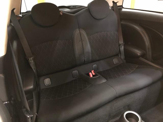 ＭＩＮＩ クーパー　ベーカーストリート　Ｒ５６後期モデル　カロッツェリアサイバーナビ／フルセグ／ブルートゥース／ＤＶＤ／ＣＤ／バックカメラ／２０２１マップデータ　ＥＴＣ　ハーフレザー　ＨＩＤ　１６インチブラックアロイ　特別仕様車　グー鑑定（53枚目）