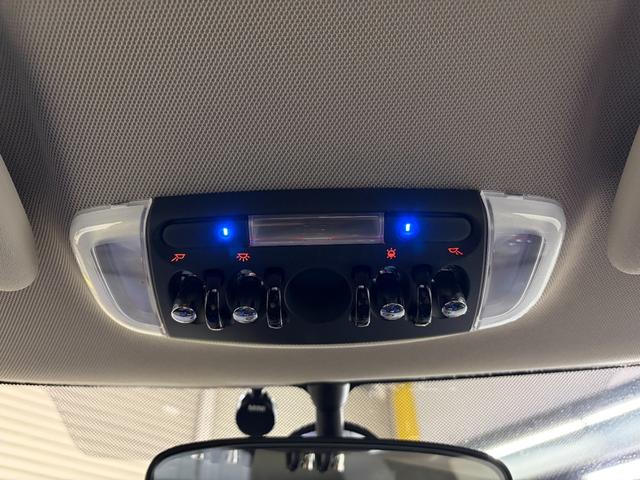 ���C�g�p�b�P�[�W�t���������C���e���A���C�g���F�ύX�\�ȃA���r�G���g���C�g��