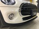 クーパー　第三世代Ｆ５６モデル　ミントパッケージ　ワンオーナー　各年整備記録簿有り　ＨＤＤナビ　ブルートゥース　ドライビングモード　オートライト　レインセンサー　ドラレコ　ＥＴＣ　アームレスト　グー鑑定（22枚目）