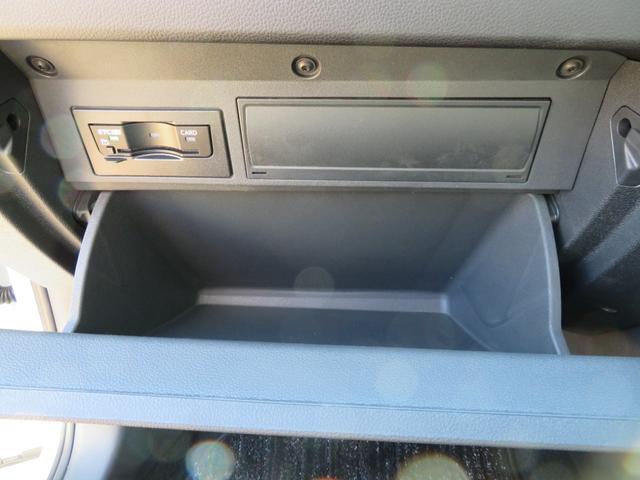 Ｔ－クロス ＴＳＩ　Ｒライン　当社試乗車　禁煙車　ｂｅａｔｓサウンドシステム　ＳａｆｅｔｙＰ（レーンチェンジアシスト　リヤトラフィックアラート　ＤｉｇｉｔａｌＣｏｃｋｐｉｔＰｒｏ）　ＩＱＬＩＧＨＴ　ダイナミックターンインジケーター（44枚目）