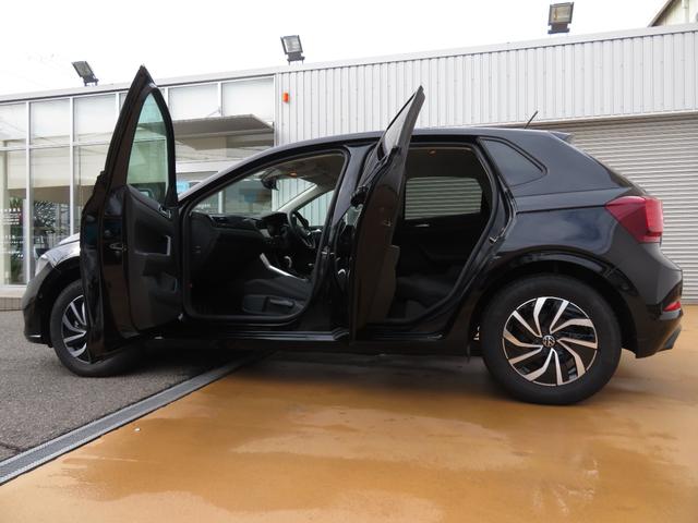 ポロ TSIアクティブ 当社社有車 禁煙車 DiscoverPro TechP(TravelAssist FRコーナーセンサー キーフリー) App-Connect(AppleCarPlay) レーンキープアシストシステム(17枚目)