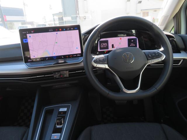 ゴルフ ＴＤＩアクティブアドバンス　ＧＯＬＦ８．５　当社ワンオーナー社有車　禁煙車　Ａｐｐ－Ｃｏｎｎｅｃｔ　ダイナミックライトアシスト　ＩＱＬＩＧＨＴ　ダイナミックターンインジケーター　レーンチェンジアシスト　リヤトラフィックアラート（19枚目）