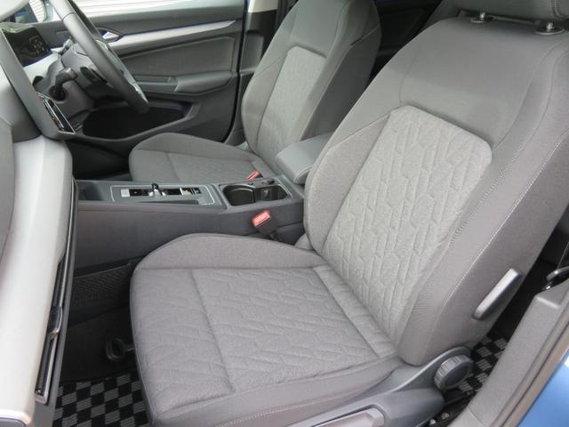 ゴルフ ＴＤＩアクティブアドバンス　ＧＯＬＦ８．５　当社ワンオーナー社有車　禁煙車　Ａｐｐ－Ｃｏｎｎｅｃｔ（ＡｐｐｌｅＣａｒＰｌａｙ　ＡｎｄｒｏｉｄＡｕｔｏ）　ＩＱＬＩＧＨＴ　ダイナミックターンインジケーター　レーンチェンジアシスト（7枚目）