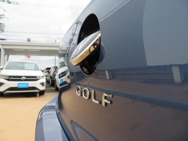 ゴルフ ＴＤＩアクティブアドバンス　ＧＯＬＦ８．５　当社ワンオーナー社有車　禁煙車　Ａｐｐ－Ｃｏｎｎｅｃｔ（ＡｐｐｌｅＣａｒＰｌａｙ　ＡｎｄｒｏｉｄＡｕｔｏ）　ＩＱＬＩＧＨＴ　ダイナミックターンインジケーター　レーンチェンジアシスト（20枚目）