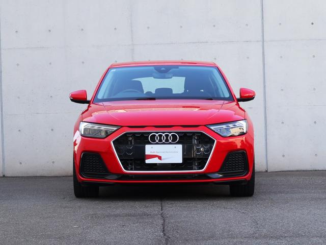 Ａ１スポーツバック ３５ＴＦＳＩ　アドバンスド　ナビゲーションパッケージ　コンビニエンスパッケージ　アシスタンスパッケージ　ＴＶチューナー　スマートフォンインターフェース　センターアームレスト　ワイヤレスチャージング（2枚目）