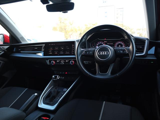 Ａ１スポーツバック ３５ＴＦＳＩ　アドバンスド　ナビゲーションパッケージ　コンビニエンスパッケージ　アシスタンスパッケージ　ＴＶチューナー　スマートフォンインターフェース　センターアームレスト　ワイヤレスチャージング（17枚目）