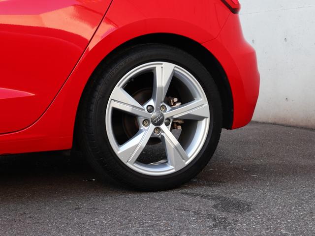 Ａ１スポーツバック ３５ＴＦＳＩ　アドバンスド　ナビゲーションパッケージ　コンビニエンスパッケージ　アシスタンスパッケージ　ＴＶチューナー　スマートフォンインターフェース　センターアームレスト　ワイヤレスチャージング（23枚目）