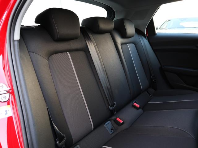 Ａ１スポーツバック ３５ＴＦＳＩ　アドバンスド　ナビゲーションパッケージ　コンビニエンスパッケージ　アシスタンスパッケージ　ＴＶチューナー　スマートフォンインターフェース　センターアームレスト　ワイヤレスチャージング（36枚目）