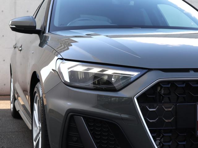 Ａ１スポーツバック ２５ＴＦＳＩ　Ｓライン　ナビゲーションパッケージ　コンビニエンスアシスタンスパッケージ　Ｓラインインテリアプラスパッケージ　コントラストルーフ　アダプティブクルーズコントロール　レーンアシスト（6枚目）