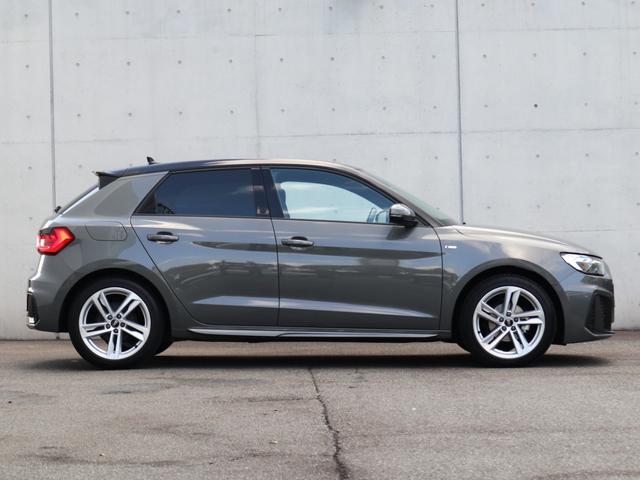 Ａ１スポーツバック ２５ＴＦＳＩ　Ｓライン　ナビゲーションパッケージ　コンビニエンスアシスタンスパッケージ　Ｓラインインテリアプラスパッケージ　コントラストルーフ　アダプティブクルーズコントロール　レーンアシスト（23枚目）