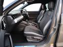 Ａ１スポーツバック ２５ＴＦＳＩ　Ｓライン　ナビゲーションパッケージ　コンビニエンスアシスタンスパッケージ　Ｓラインインテリアプラスパッケージ　コントラストルーフ　アダプティブクルーズコントロール　レーンアシスト（8枚目）
