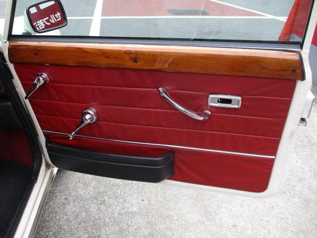 ＭＩＮＩ クーパー　正規輸入車・新車保証書・整備手帳・記録簿・取説・ＡＴオーバーホール済み・赤革シート・ＥＴＣ・フェンダーレス・Ｆフォグランプ・アルミラジエーター（22枚目）