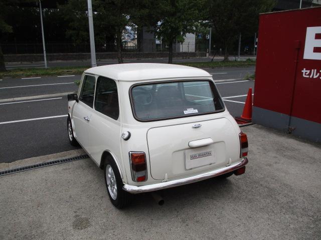 ＭＩＮＩ クーパー　正規輸入車・新車保証書・整備手帳・記録簿・取説・ＡＴオーバーホール済み・赤革シート・ＥＴＣ・フェンダーレス・Ｆフォグランプ・アルミラジエーター（28枚目）