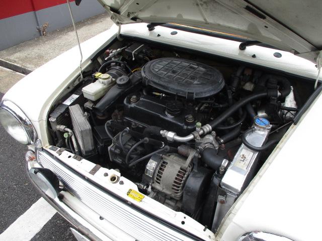 ＭＩＮＩ クーパー　正規輸入車・新車保証書・整備手帳・記録簿・取説・ＡＴオーバーホール済み・赤革シート・ＥＴＣ・フェンダーレス・Ｆフォグランプ・アルミラジエーター（33枚目）