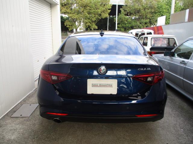 ジュリア スーパー 新車保証書・整備手帳・記録簿・取説・Sキー・革シート(ヒーター付)・Rカメラ・ETC・パドルシフト(18枚目)