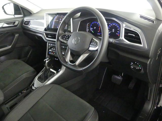 Ｔ－ロック ＴＳＩ　スタイル　Ｖｏｌｋｓｗａｇｅｎ認定中古車　純正ナビゲーションシステム　ＥＴＣ２．０　１，５００ｃｃ　ＴＳＩエンジン　７速ＤＳＧ　２ゾーンオートエアコン（18枚目）