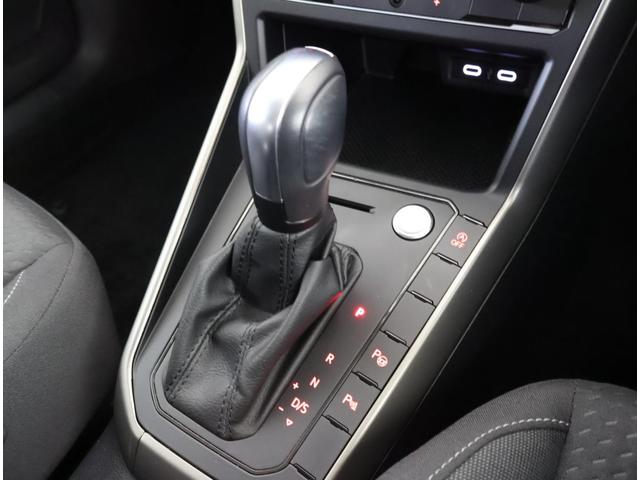 ポロ TSIコンフォートライン アダプティブクルーズコントロール オートライト レインセンサー LEDヘッドライト 純正ナビゲーション ETC バックカメラ(10枚目)