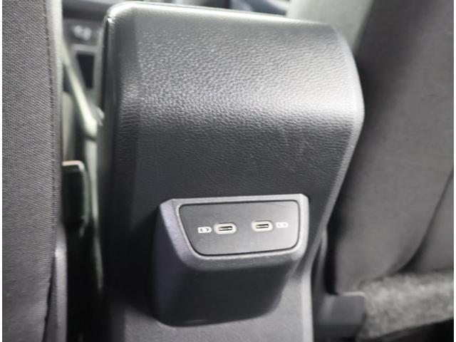 ポロ TSIコンフォートライン アダプティブクルーズコントロール オートライト レインセンサー LEDヘッドライト 純正ナビゲーション ETC バックカメラ(18枚目)