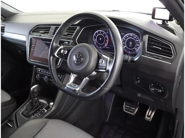 ティグアン ＴＳＩ　Ｒライン　ＴＳＩエンジンＡＣＣルーフレールＣＤ・ＳＤ・ＤＶＤ　ＢｌｕｅｔｏｏｔｈカープレイリアビューカメラＥＴＣ．０ブラインドスポットブレーキアシストＲ－ＬＩＮＥスペアキー有（21枚目）