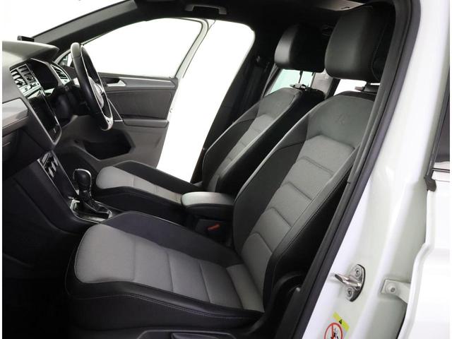 ティグアン ＴＳＩ　Ｒライン　ＴＳＩエンジンＡＣＣルーフレールＣＤ・ＳＤ・ＤＶＤ　ＢｌｕｅｔｏｏｔｈカープレイリアビューカメラＥＴＣ．０ブラインドスポットブレーキアシストＲ－ＬＩＮＥスペアキー有（22枚目）