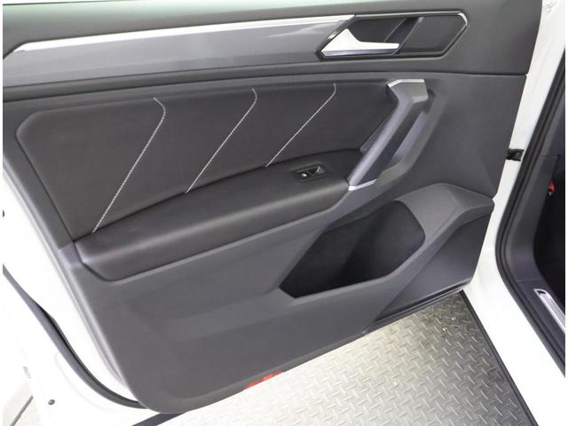 ティグアン ＴＳＩ　Ｒライン　ＴＳＩエンジンＡＣＣルーフレールＣＤ・ＳＤ・ＤＶＤ　ＢｌｕｅｔｏｏｔｈカープレイリアビューカメラＥＴＣ．０ブラインドスポットブレーキアシストＲ－ＬＩＮＥスペアキー有（23枚目）