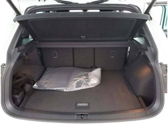 ティグアン ＴＳＩ　Ｒライン　ＴＳＩエンジンＡＣＣルーフレールＣＤ・ＳＤ・ＤＶＤ　ＢｌｕｅｔｏｏｔｈカープレイリアビューカメラＥＴＣ．０ブラインドスポットブレーキアシストＲ－ＬＩＮＥスペアキー有（30枚目）