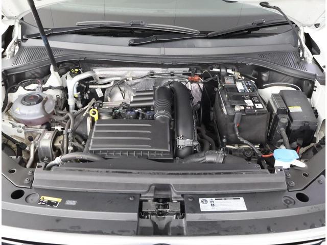 ティグアン ＴＳＩ　Ｒライン　ＴＳＩエンジンＡＣＣルーフレールＣＤ・ＳＤ・ＤＶＤ　ＢｌｕｅｔｏｏｔｈカープレイリアビューカメラＥＴＣ．０ブラインドスポットブレーキアシストＲ－ＬＩＮＥスペアキー有（33枚目）