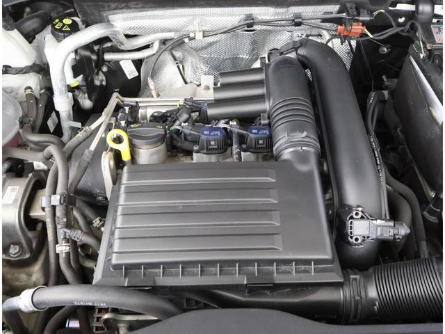 ティグアン ＴＳＩ　Ｒライン　ＴＳＩエンジンＡＣＣルーフレールＣＤ・ＳＤ・ＤＶＤ　ＢｌｕｅｔｏｏｔｈカープレイリアビューカメラＥＴＣ．０ブラインドスポットブレーキアシストＲ－ＬＩＮＥスペアキー有（34枚目）