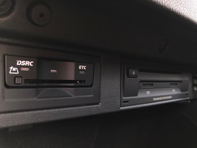 パフォーマンス VW純正ナビ ETC バックカメラ 障害物センサー デジタルメーター フロントアシスト レーンアシスト サイドアシスト DCC ACC Bluetooth 音声ナビ 認定中古車保証 ディーラー車(13枚目)