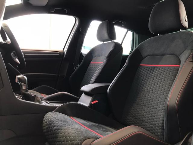 パフォーマンス VW純正ナビ ETC バックカメラ 障害物センサー デジタルメーター フロントアシスト レーンアシスト サイドアシスト DCC ACC Bluetooth 音声ナビ 認定中古車保証 ディーラー車(14枚目)